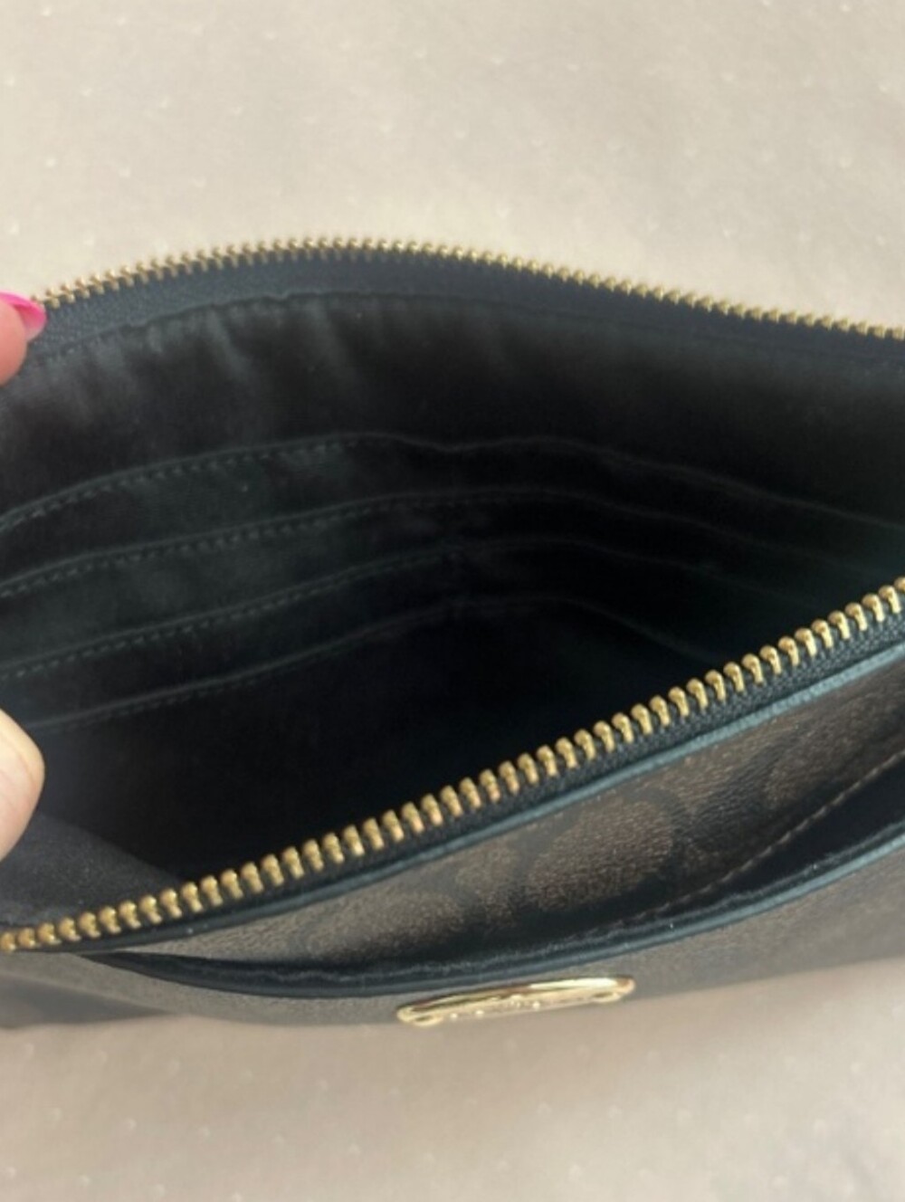 COACH Leather Wallet/ wristlet - Picture 5 of 9
